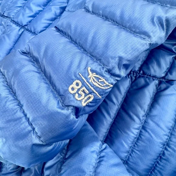 L.L.BEAN jacket women’s ultralight 850 DOWN HOODED SWEATER JACKET BLUE zip M - Picture 12 of 15